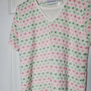 Alfred Dunner V-neck Shirt Size Small